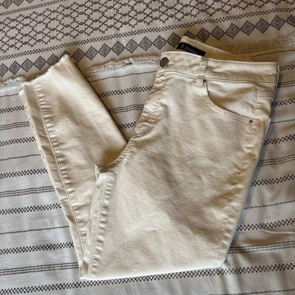 d. jeans Off-White Denim Pants- Size 8